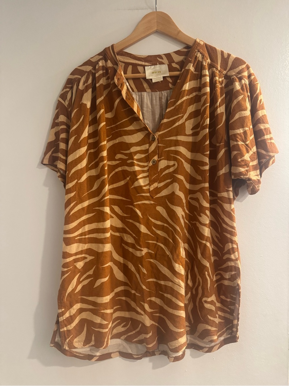 Anthropologie Brown and Cream Zebra-Print Button Front Short Sleeve Top medium